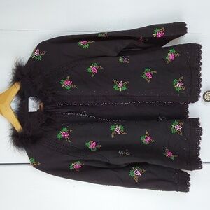 Just B Black Fur collar Novelty Grapes beaded Shawl shrug Vibrant Gorg! Sz.XL